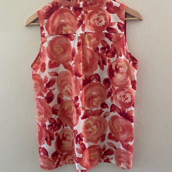 Loft Floral Sleeveless Blouse - Picture 2 of 5